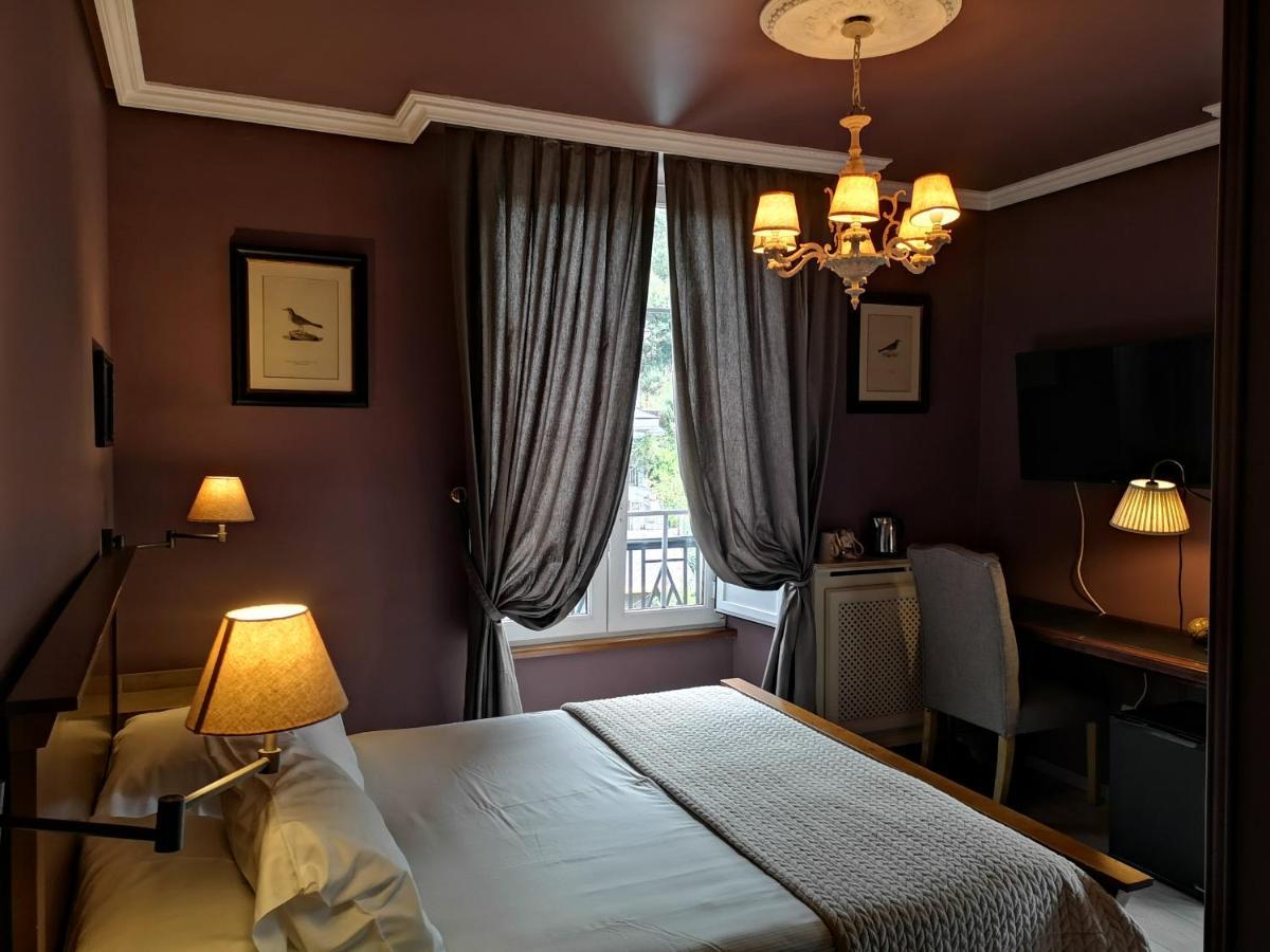 Casona Naviega Guest House Navia Bagian luar foto
