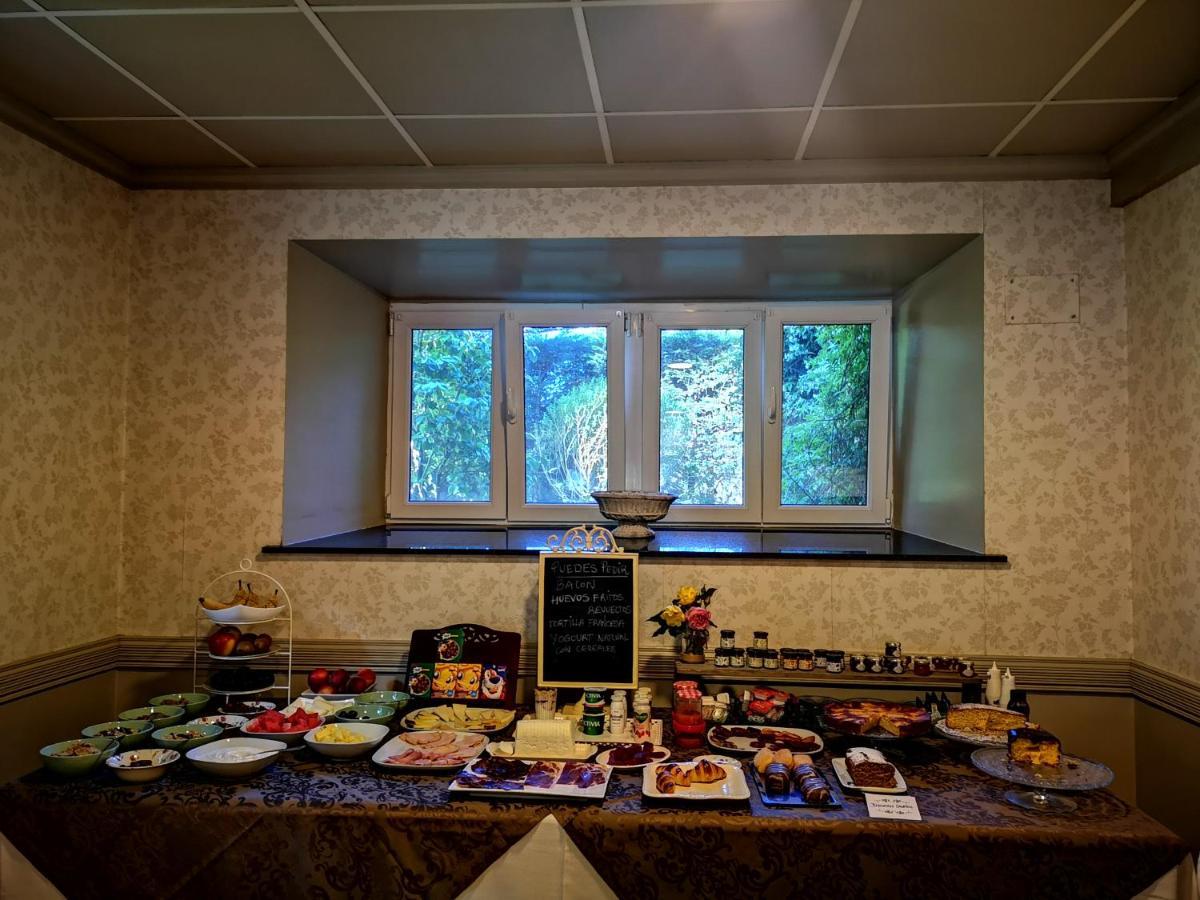 Casona Naviega Guest House Navia Bagian luar foto